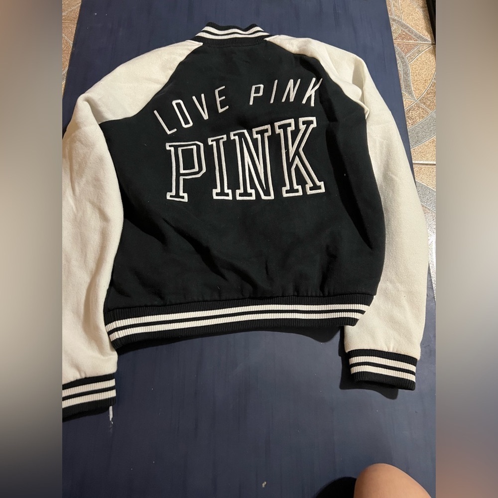 VS PINK VARSITY JACKET - Picture 3 of 3